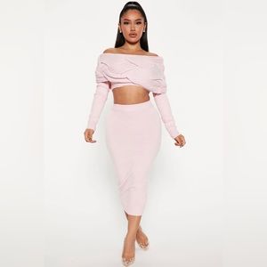 FashionNova “Sweet Intention Sweater Skirt Set” brand new!
